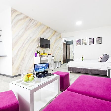 Astera Apart Hotel Skopje Bagian luar foto
