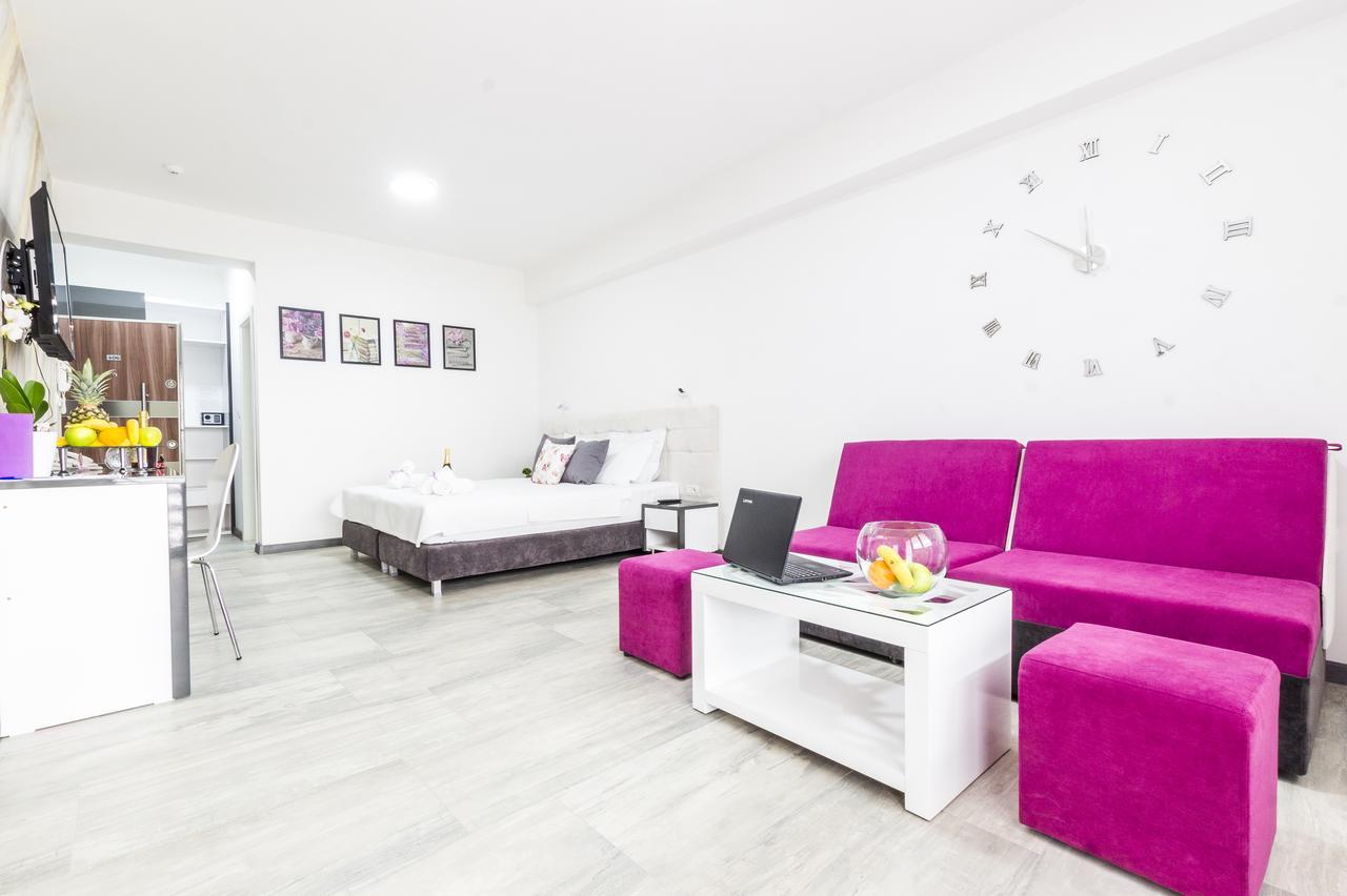 Astera Apart Hotel Skopje Bagian luar foto