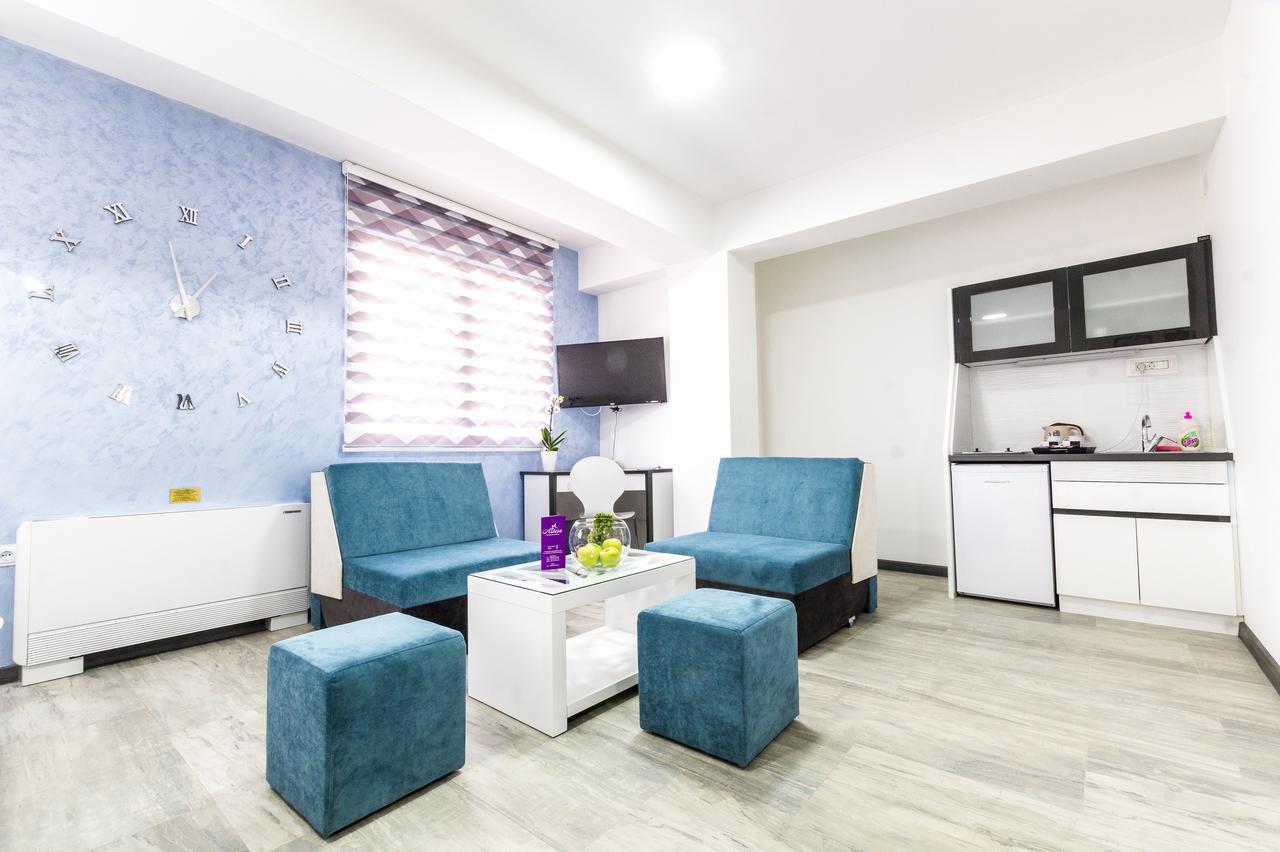 Astera Apart Hotel Skopje Bagian luar foto