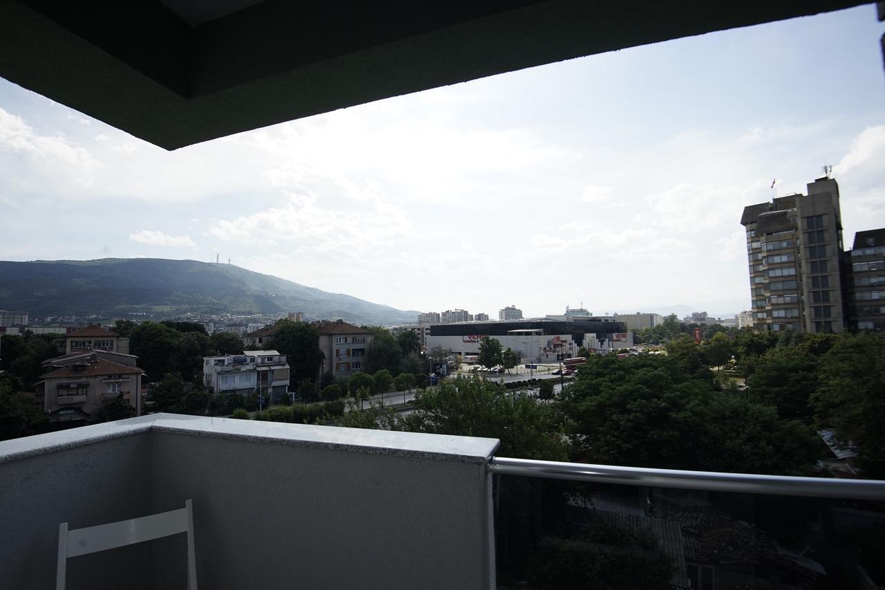 Astera Apart Hotel Skopje Bagian luar foto